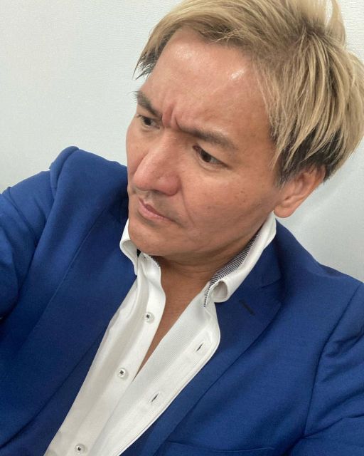 「鶴ぐらい足細い」「痩せすぎ」スリムクラブ真栄田が公開、相方の〝ほっそり脚〟に驚きの声「ん！？ちょっとこれは心配…」「意外な一面に驚いています」