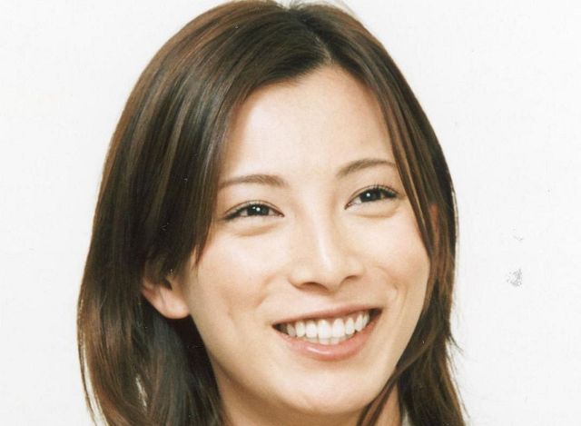 海猿」ヒロインから20年…3児の母となった加藤あい、42歳〝イマドキっ