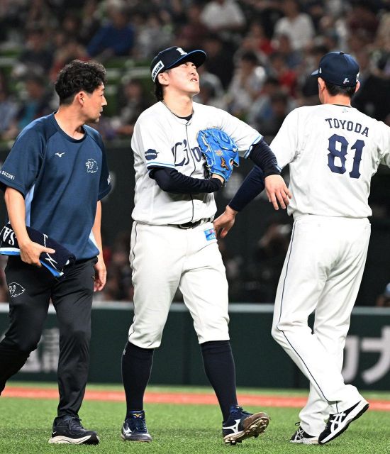 西武が山川穂高を抹消 9日の試合で開始直後に交代 水上由伸も抹消