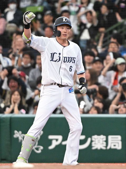魚雷バット」NPB実戦初使用は西武・源田壮亮「練習で感触が良かった