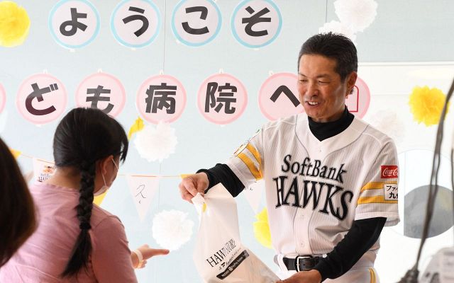 名守護神の息子、父と同じ背番号つけ全国へ 3800人から選出 ファン興奮