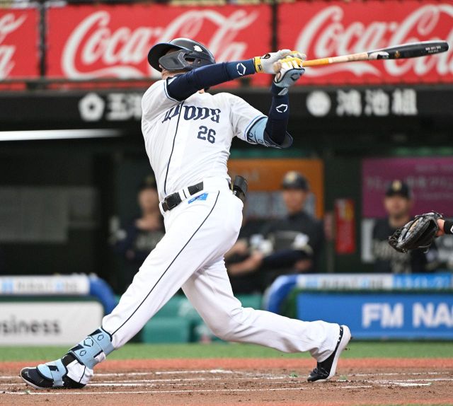 西武OB戦最年長の土井正博氏「80にしてもう一度優勝が見たい。一生懸命