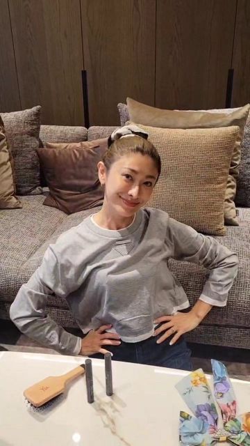 12歳衝撃デビューの記念日に〝激レア姿〟披露、41歳島袋寛子の最新