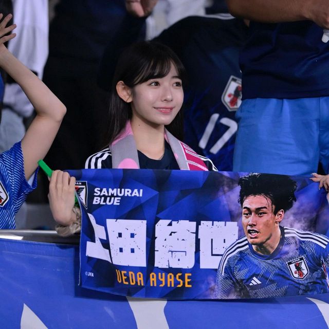 日本代表 遠藤航 2022W杯最終予選 ユニフォーム 三苫薫 久保建英 日本が遠藤航の先制弾＆三笘薫のゴールで2―0折り返し W杯アジア最終