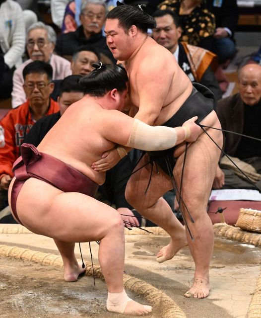 あれは…北の侍⁉︎」レジェンドが中1日で始球式登場「本当面白い スパン