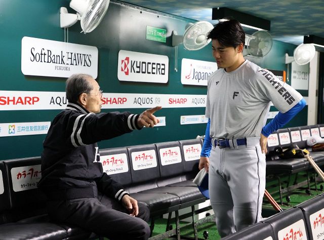 2000年 ON夢決戦 日本シリーズ 使用球 福岡ドーム 王貞治 長嶋茂雄 2000年 ON夢決戦 日本シリーズ 使用球 福岡ドーム 王貞治 長嶋茂雄