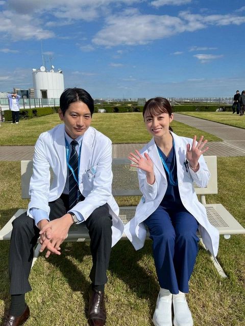 めっちゃ新入生やん」橋本環奈、地元福岡での〝膝丈JK姿〟にファン歓喜