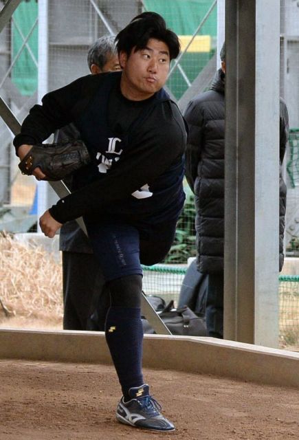 西武レジェンドがベルーナドーム集結 秋山幸二氏が懐かしんだ背番号1の