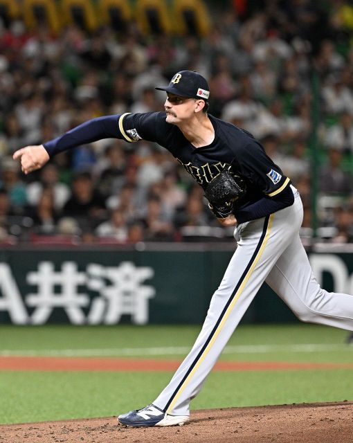 どっちが高い？ オリックス宮城大弥と西野真弘〝ちびっ子〟2人が歓喜の