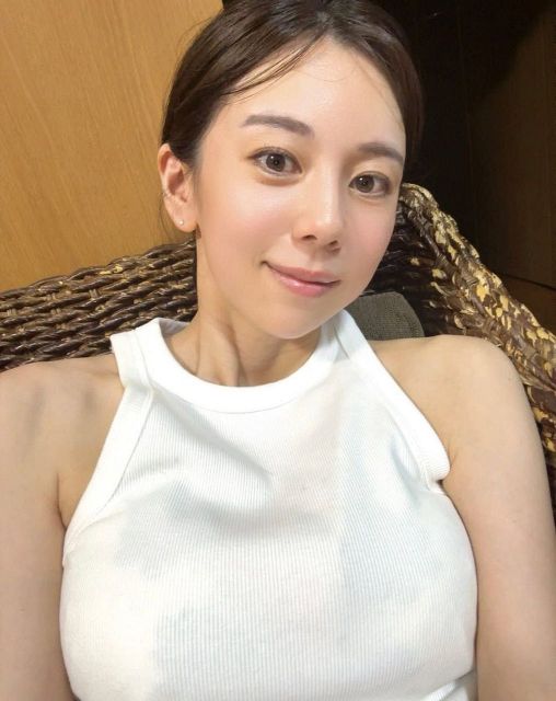 誰？」「ゴクミだと思わなかった」〝元祖国民的美少女〟が住宅街を