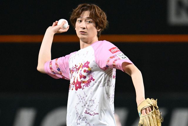 僕の背中には布がない」堂本光一〝衝撃〟投稿にファン騒然、ジャケ写