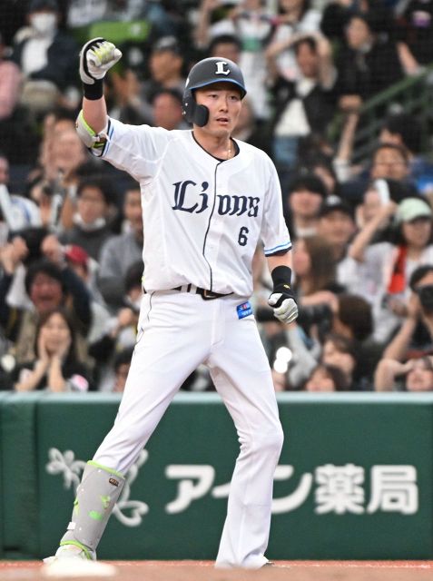 魚雷バット」NPB実戦初使用は西武・源田壮亮「練習で感触が良かった
