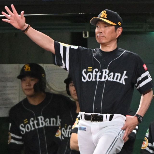 ソフトバンク孫正義オーナー、激励会で王貞治会長に「200歳