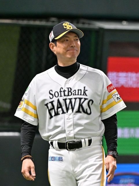ソフトバンク嶺井博希、32歳の誕生日に藤井皓哉から最高のプレゼント