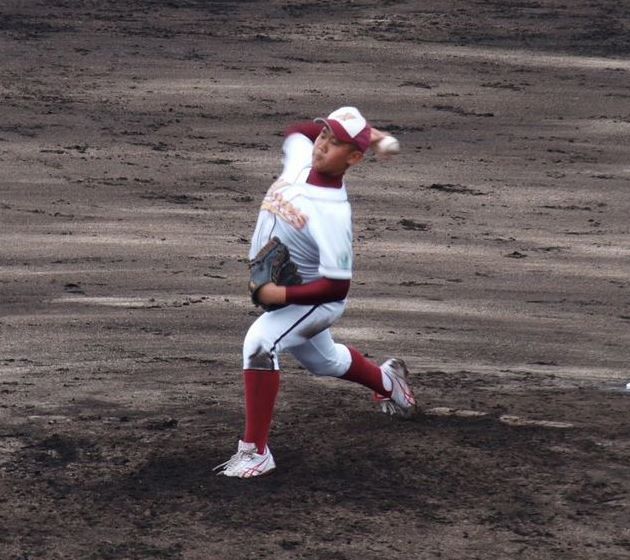 このユニホーム姿たまんないです」内川聖一さんがDeNAユニフォーム姿で