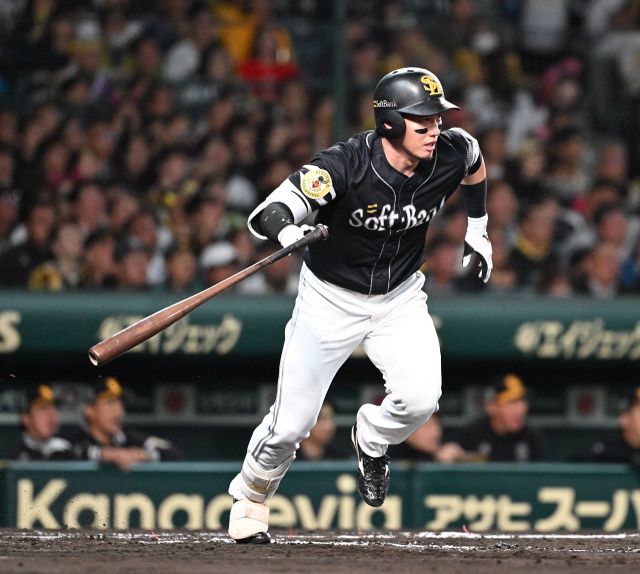 ソフトバンク孫正義オーナー、激励会で王貞治会長に「200歳