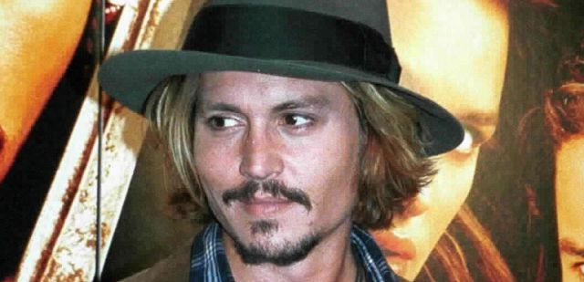 高級品にしか見えない」ジョニー・デップ着用〝300円指輪〟が大バズり