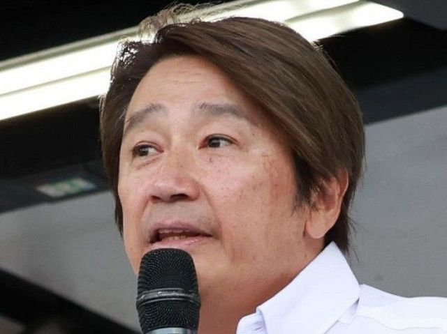 レースもこれで出ちゃう??」近藤真彦、まさかのヘルメット姿に反響