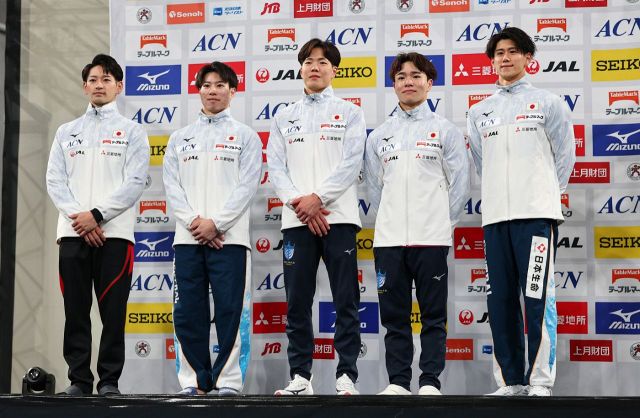 福岡市で23日、元世界王者・山中慎介さんのサイン会 プロボクシング