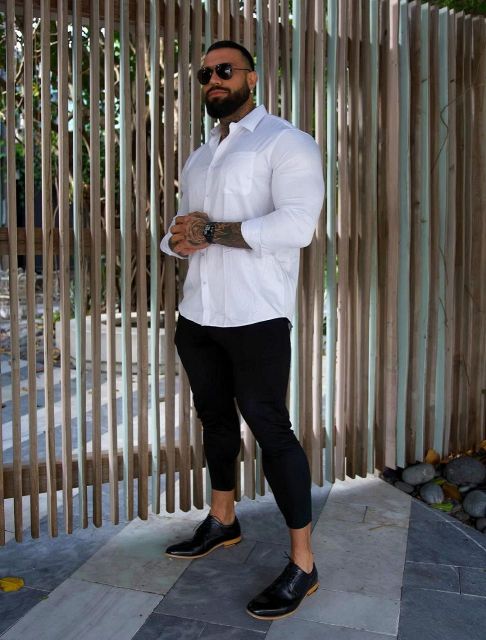 チェックの重ね着「えっ物凄くカッコいい」広末涼子のファッションに