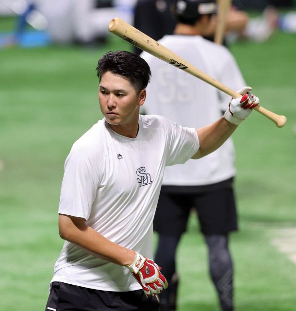 来年は選手として日本シリーズに出られるよう」ソフトバンク和田