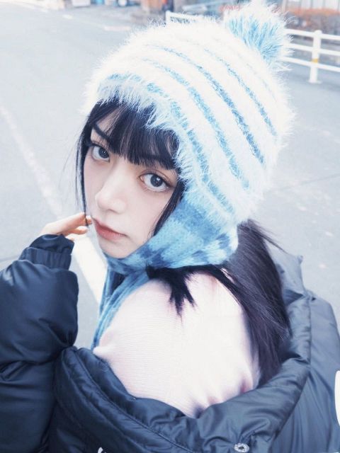 こんなおねーちゃんほしい❤️」池田エライザ、〝かきあげヘア