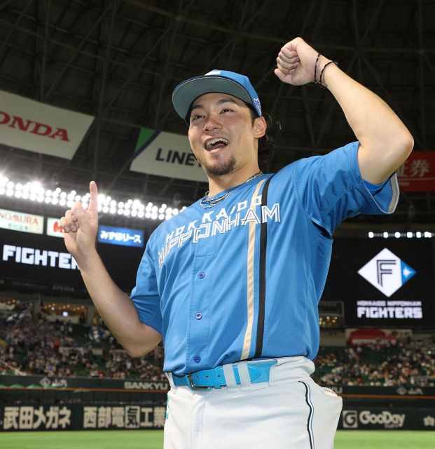 こりゃ凄すぎる」日本ハム五十幡亮汰が背走〝ザ・キャッチ〟延長12回