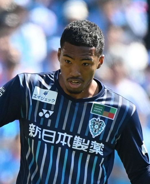 自分の名前と活躍を刻んできます」今季は徳島でプレーしたJ1アビスパ