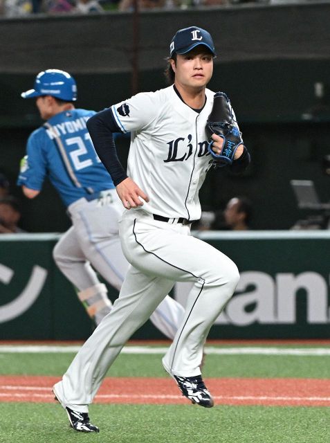 西武・中村剛也が5年ぶり月間MVP かつての定位置4番で躍動も「早く