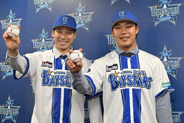 逆襲の藤浪！」DeNAユニフォーム姿お披露目、藤浪晋太郎に驚きの声続々