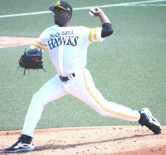 ソフトバンク高橋純平が現役引退 「ホークスが好き。そこで働けるの