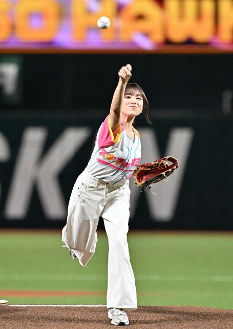 さくなこ」に歓声 宮脇咲良・村重杏奈 国境越え活躍中 負傷明けの朝長