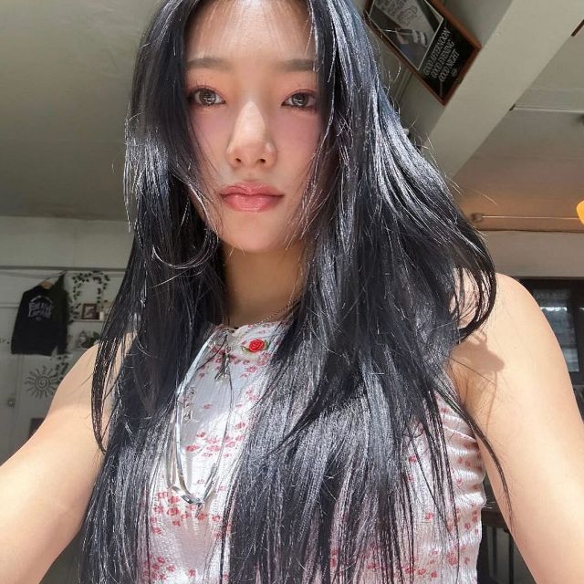 解散から約5年〟国民的ガールズグループの元メンバー、母になった姿を