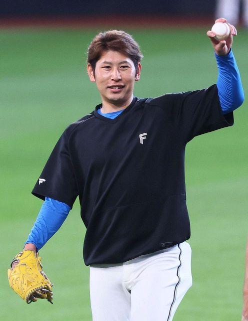 緊張がバレないように…」日本ハム郡司裕也が今季初マスクに苦笑い