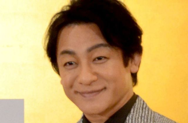 54歳でこれは凄い」藤原紀香〝超ミニスカ〟姿に騒然「すごい貫禄