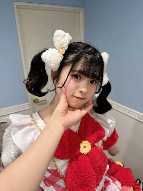 米ピアニストとの交際が話題の水原希子、透け感のあるセクシー衣装姿を