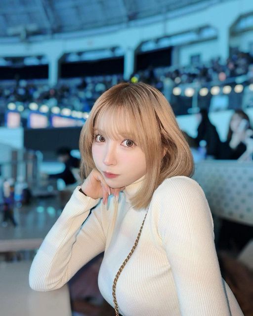 本名公開〟31歳 48グループ元メンバー 生まれたてほやほや赤ちゃん写真