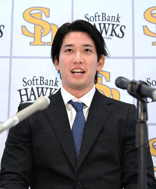 ソフトバンク栗原陵矢1000万円ダウンの年俸1億4千万円「何もできてないというか…」来季から選手会長