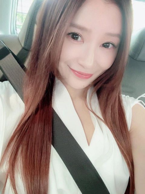 サウナロケついに30回！元NMB48の27歳モデル美肌に汗、入浴ショットに