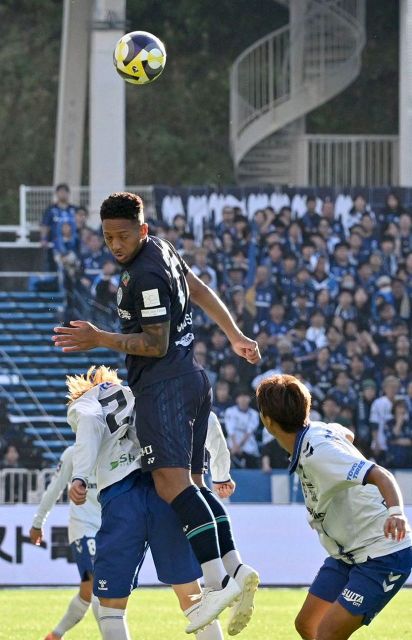 6」じゃなかった可能性も！？ 前寛之の背番号裏話 北島祐二、練習前の