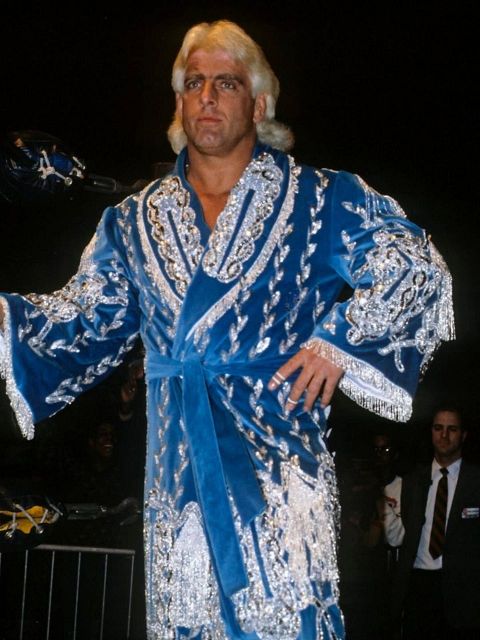 懐かしの近鉄ユニ姿披露！ ソフトバンク村上隆行コーチが古田敦也さん