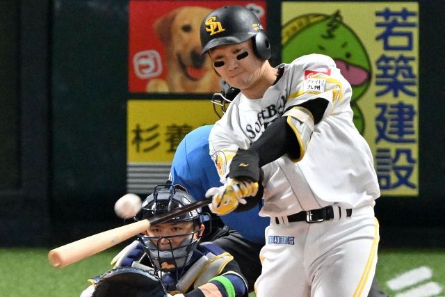 緊急出場で中押し→ダメ押しの2打席連続適時打 ソフトバンク川瀬晃が