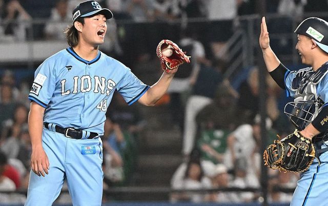 西武が夏限定の「ハントブルーユニホーム」発表 佐藤龍世
