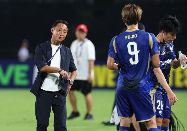 三浦知良選手　40周年記念サッカージャージ 三浦知良選手 40周年記念サッカージャージ