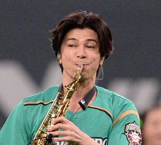 強風&極寒」薄手ミニスカでライブ決行、山本彩の投稿が話題「その格好