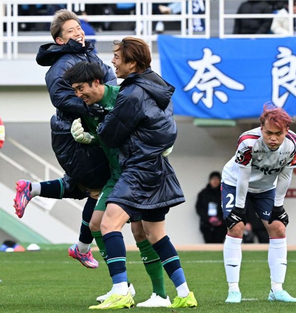 博多の漢として…」 J1アビスパ福岡、FC東京からDF岡哲平を期限付き移籍