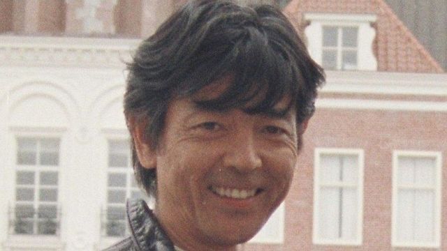 奇跡の72歳」〝セクシー刑事〟のストライク始球式に大反響「年齢なんて