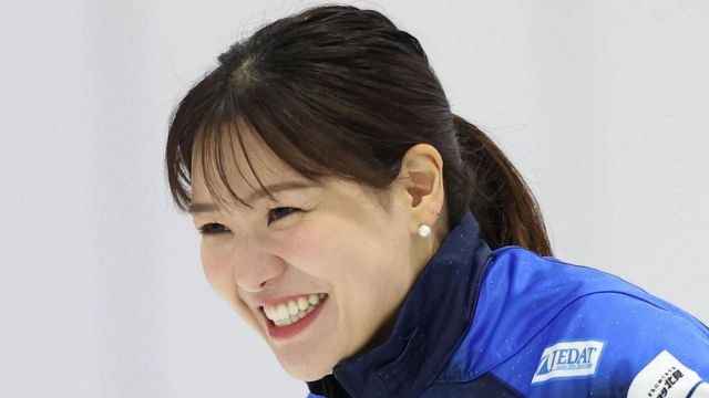 モーグル上村愛子さん、銀＆銅獲得の堀島行真と〝2ショット〟「46歳と