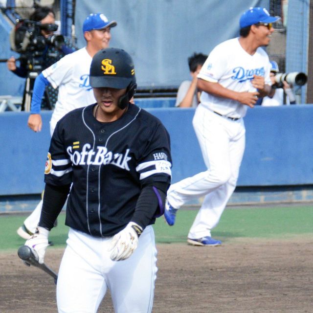 【サマーセール】新品★ホークス大津亮介投手レプリカユニフォームＬ 大津亮介 グッズ ユニフォーム タオル | ホークス公式オンライン