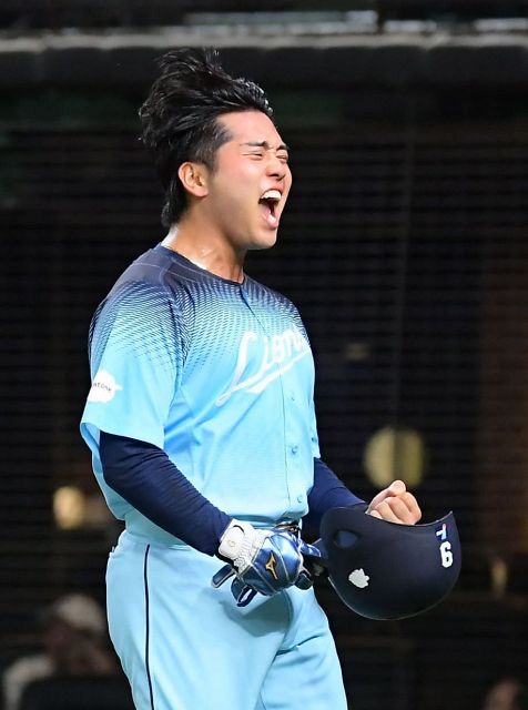 西武チームロンゲにロンゲ界の〝大物〟選手が入部!? 〝本気〟のTシャツ